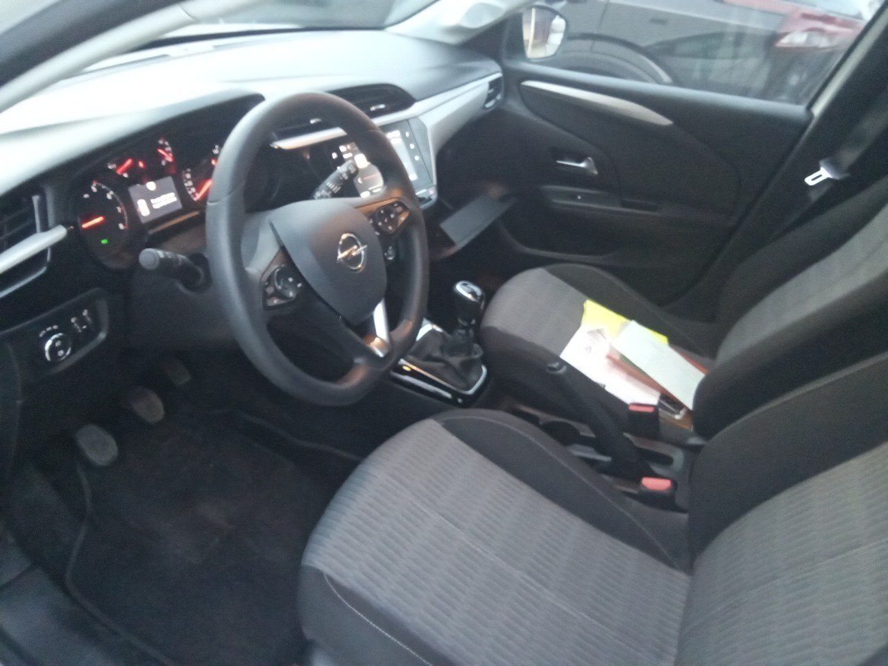 Opel Corsa 1.2t Xhl 74kw (100cv) Edition - Foto 2