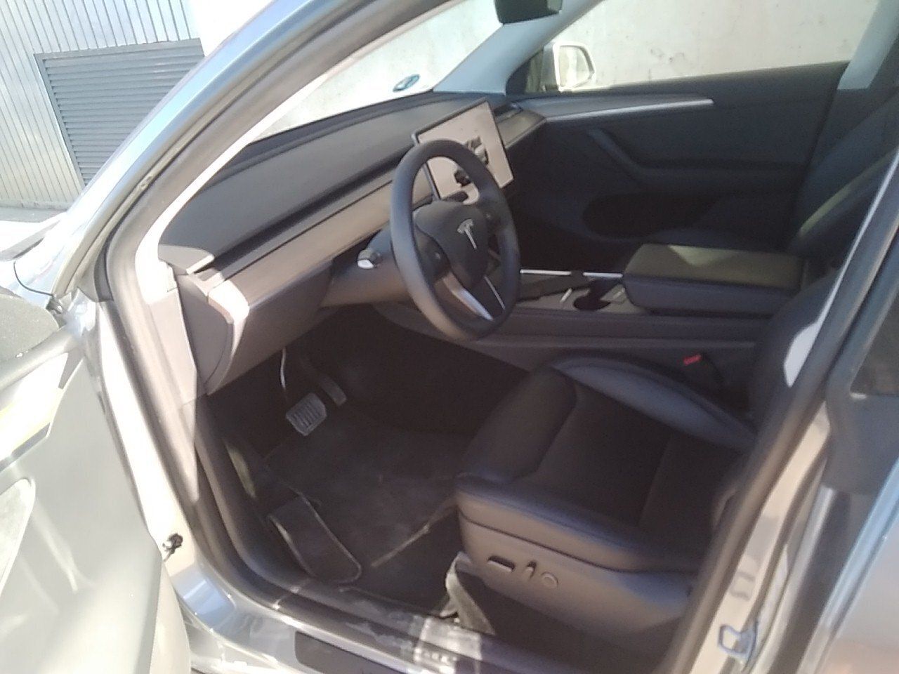 Tesla Model Y Gran Autonomía 4wd - Foto 2