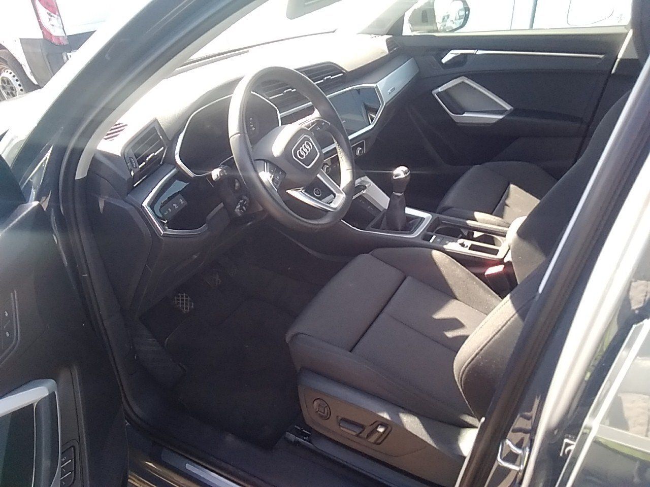 Audi Q3 Advanced 35 Tfsi 110kw (150cv) - Foto 2