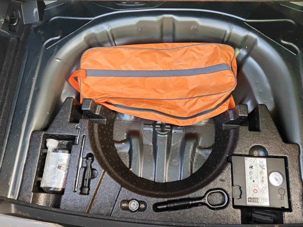 Volkswagen T-roc Life 2.0 Tdi 85kw (115cv) - Foto 2