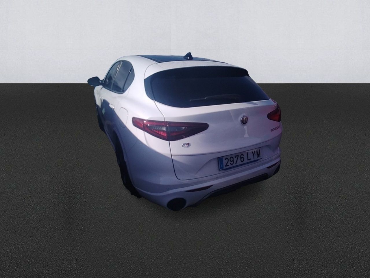Alfa Romeo Stelvio 2.2 Diésel 154kw (210cv) Veloce Q4 - Foto 2