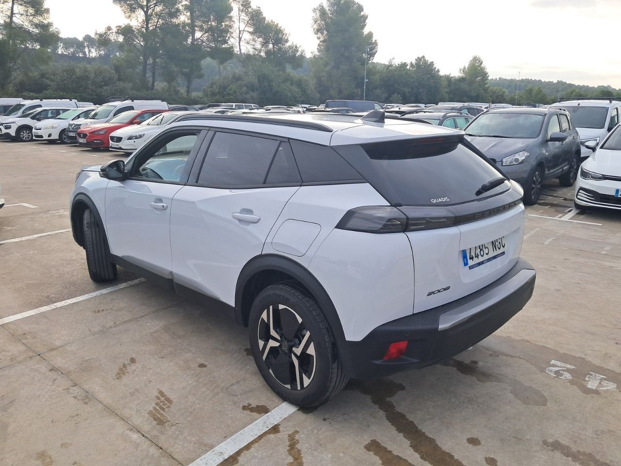 Peugeot 2008 Allure Puretech 100 S&s 6 Vel. Man - Foto 2