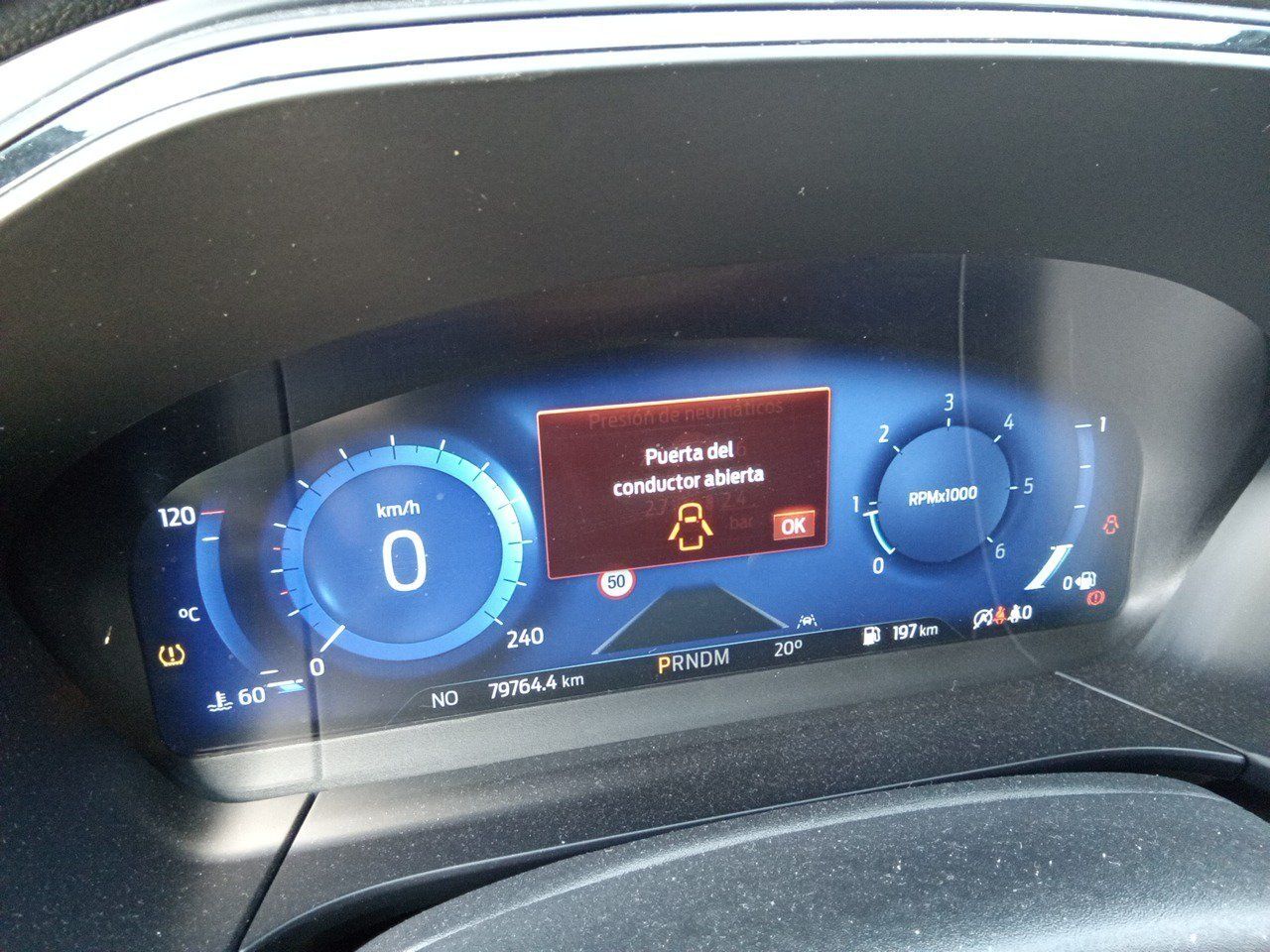 Ford Kuga St-line X 2.0 Ecoblue 140kw 4x4 Auto - Foto 2