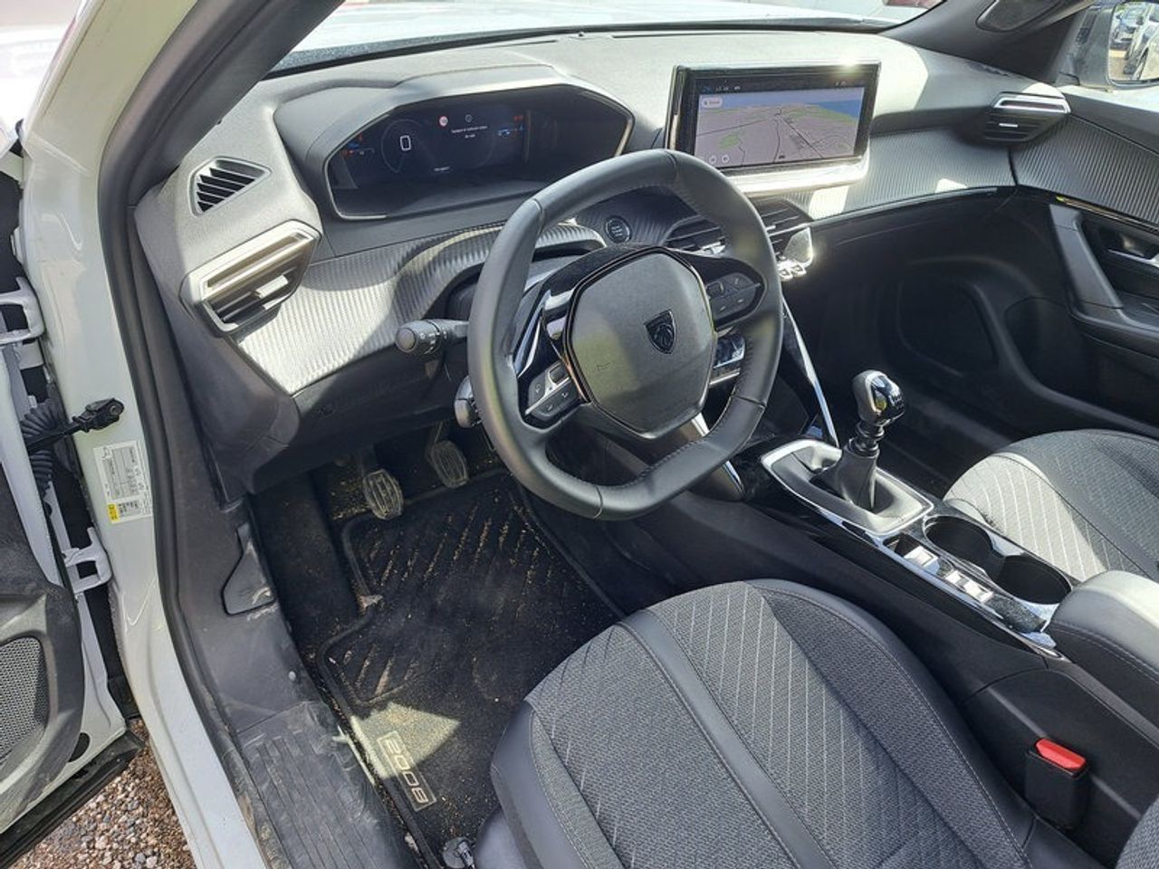 Peugeot 2008 Allure Puretech 100 S&s 6 Vel. Man - Foto 2