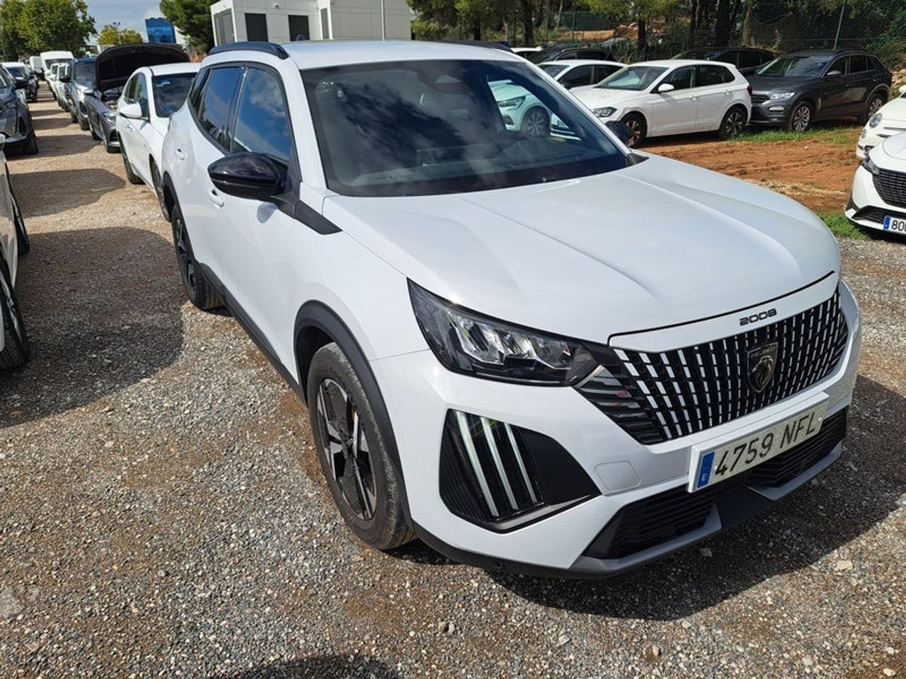 Peugeot 2008 Allure Puretech 100 S&s 6 Vel. Man - Foto 2