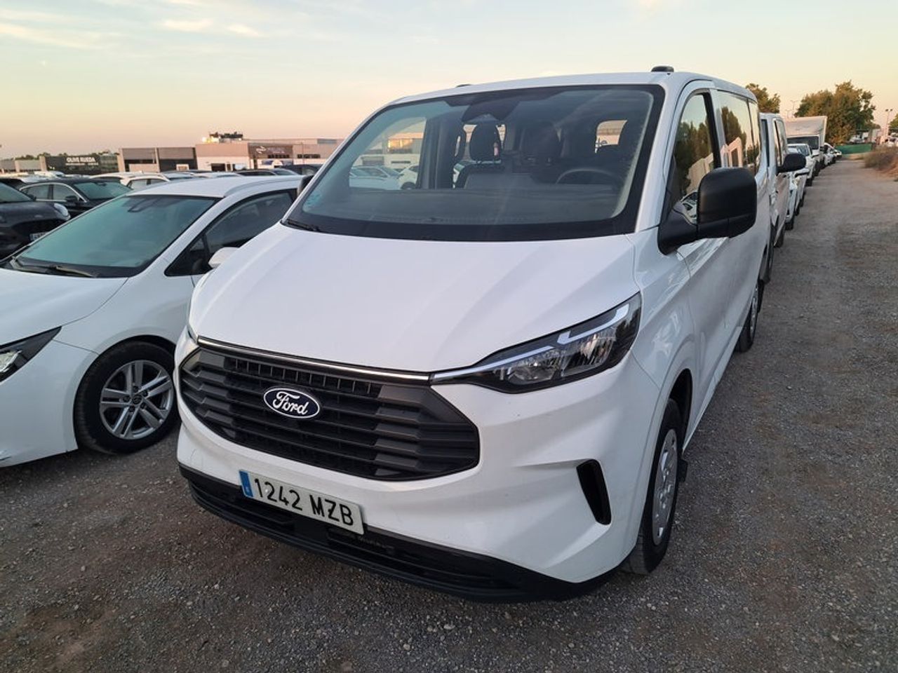 Ford Transit Custom Kombi 2.0 Ecoblue 100kw 320 L1 Trend - Foto 2