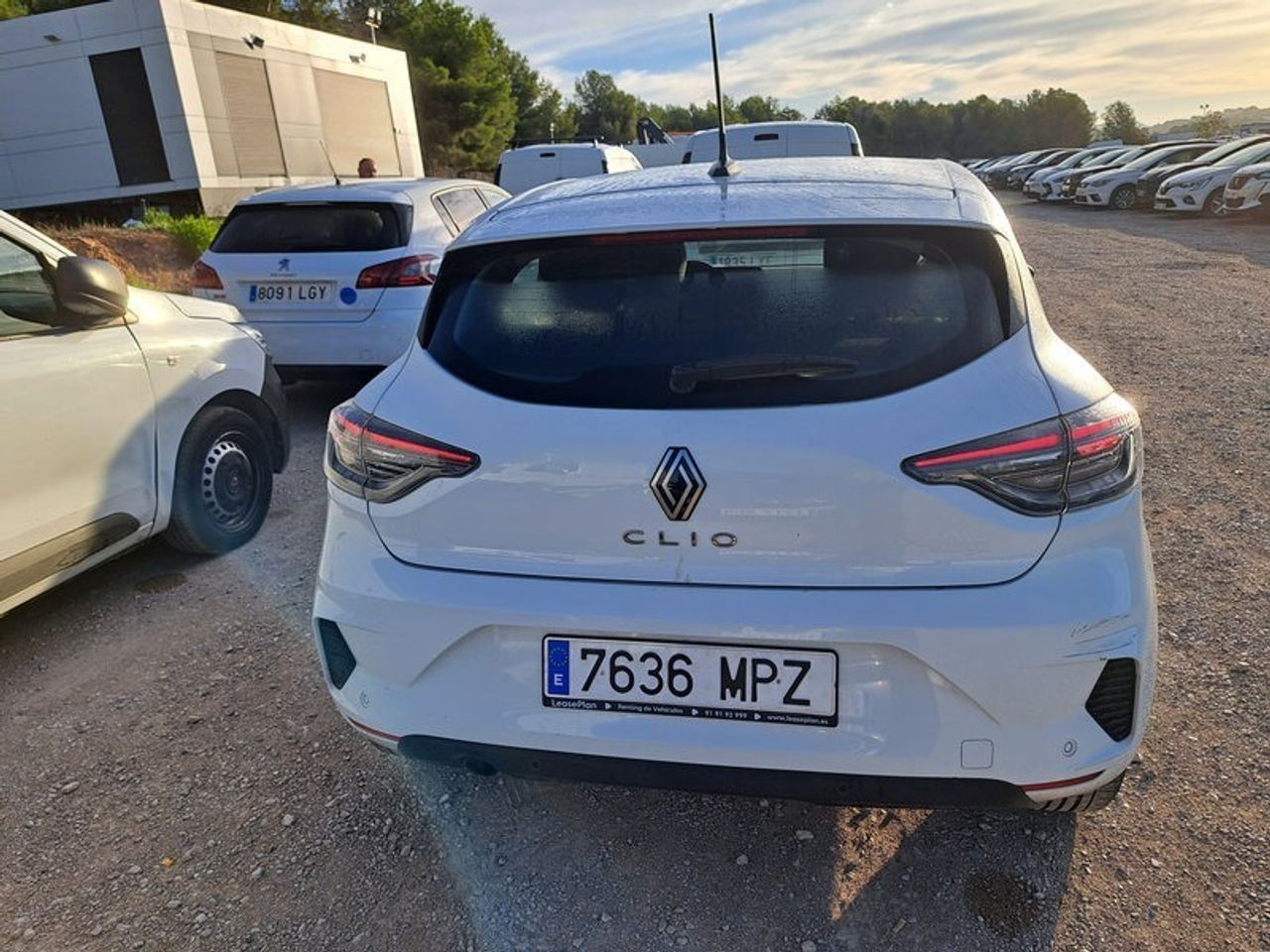 Renault Clio Evolution Dci 100 (74kw) - Foto 2