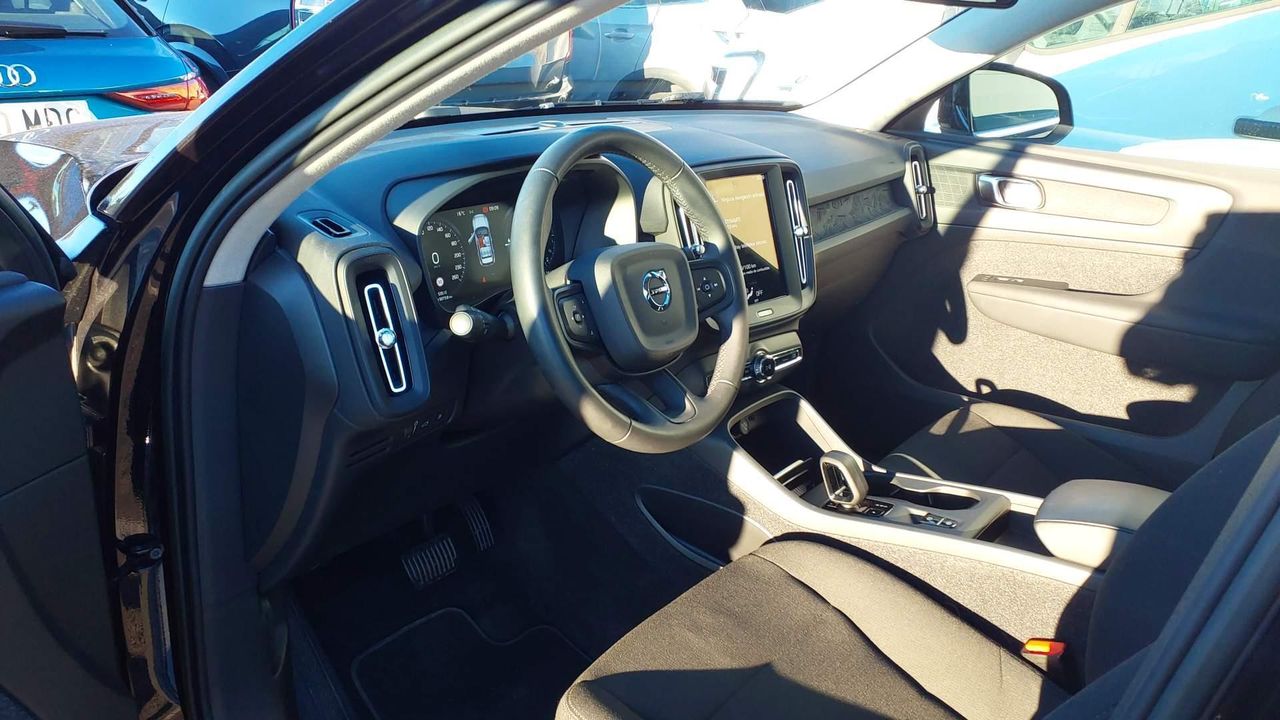 Volvo Xc40 1.5 T4 Recharge Phev Essential Auto - Foto 2