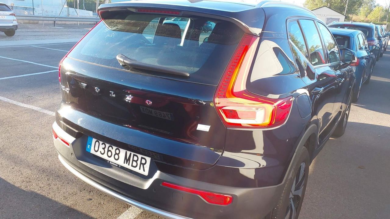 Volvo Xc40 1.5 T4 Recharge Phev Essential Auto - Foto 2