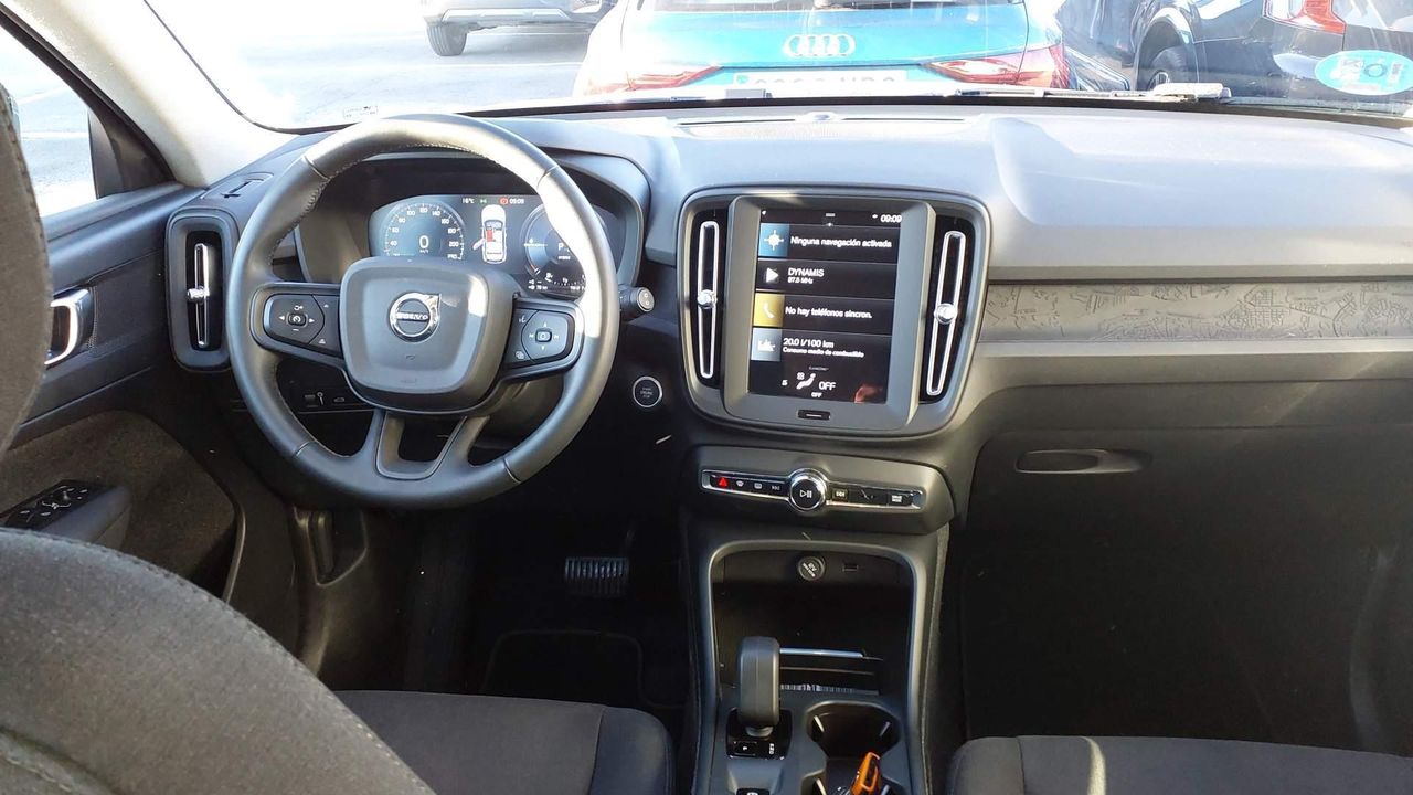 Volvo Xc40 1.5 T4 Recharge Phev Essential Auto - Foto 2