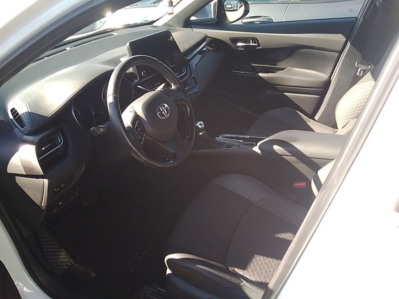 Toyota C-hr 1.8 125h Advance - Foto 2