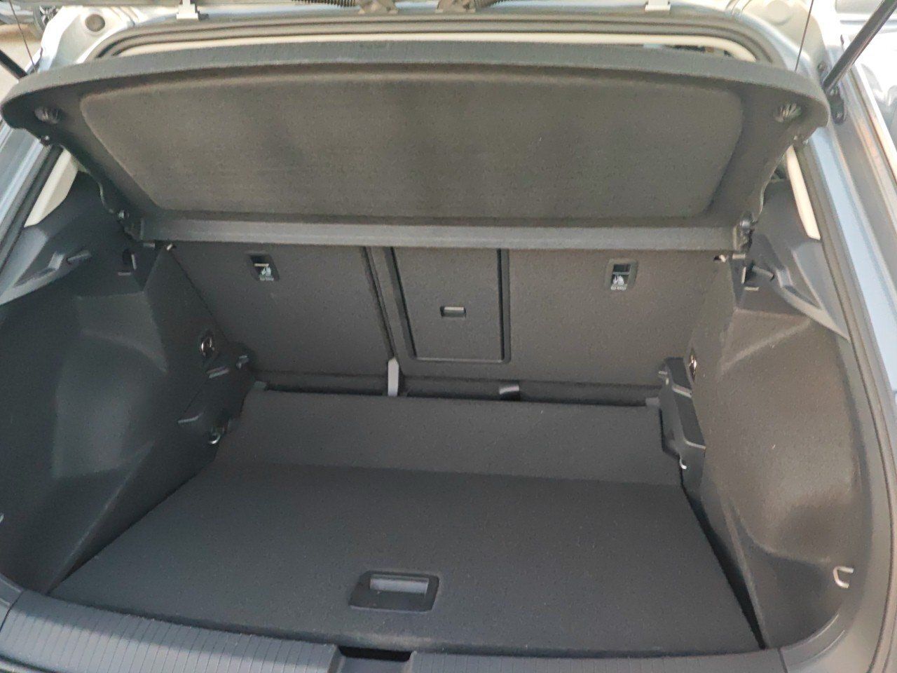 Volkswagen T-roc Life 1.0 Tsi 81kw (110cv) - Foto 2