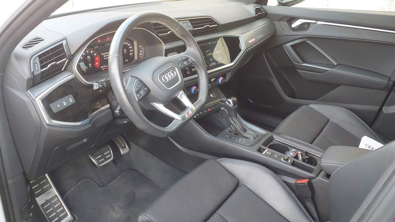 Audi Q3 Sportback 35 Tfsi 110kw(150cv) S Tronic Black Line - Foto 2
