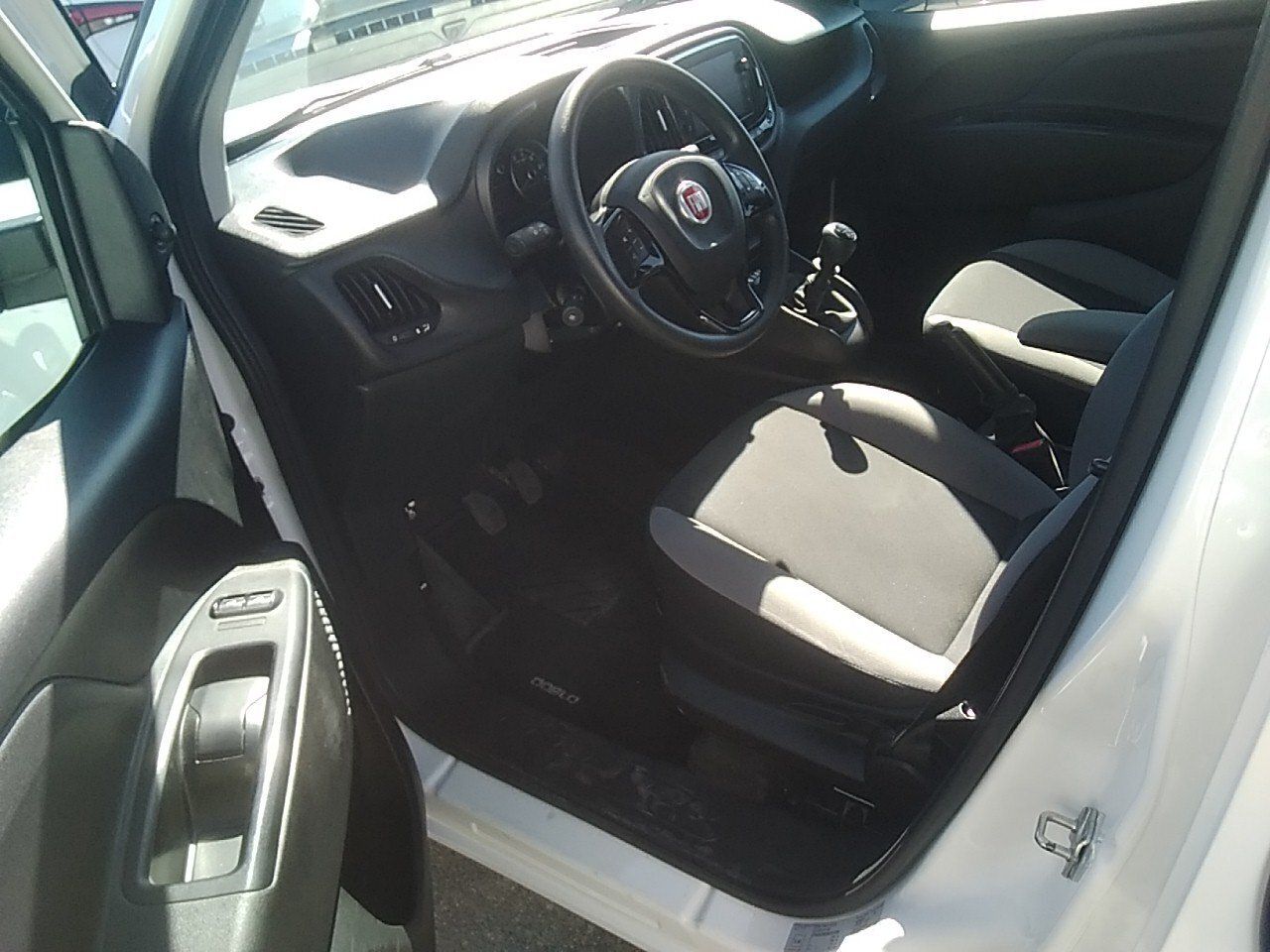 Fiat Doblo Cargo Combi N1 Sx 1.6 Mjet 77kw (105cv) - Foto 2