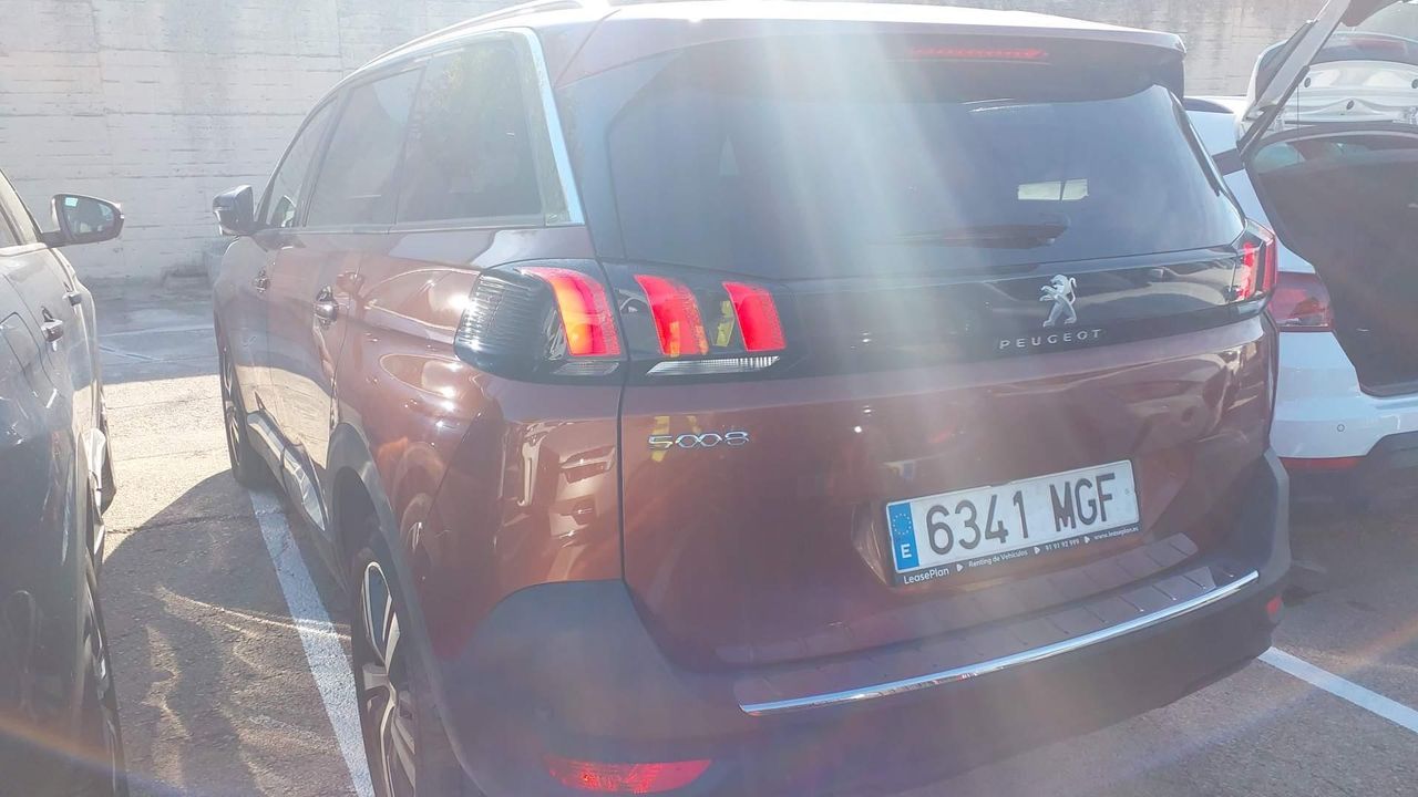 Peugeot 5008 1.5 Bluehdi 96kw S&s Allure Pack Eat8 - Foto 2