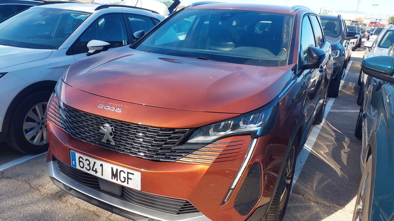 Peugeot 5008 1.5 Bluehdi 96kw S&s Allure Pack Eat8 - Foto 2