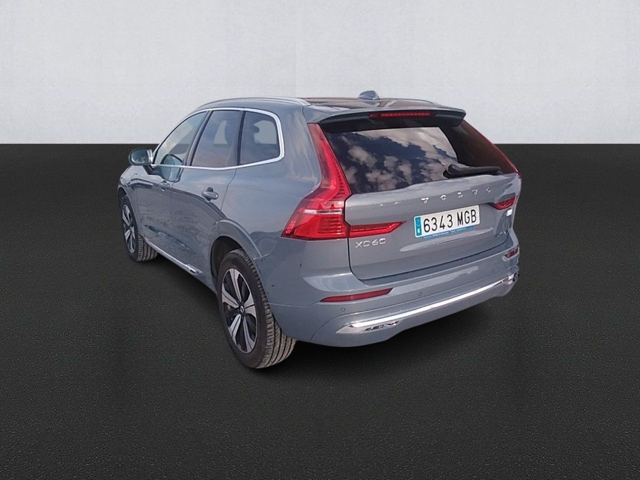 Volvo Xc60 2.0 T6 Awd Recharge Core Auto - Foto 2
