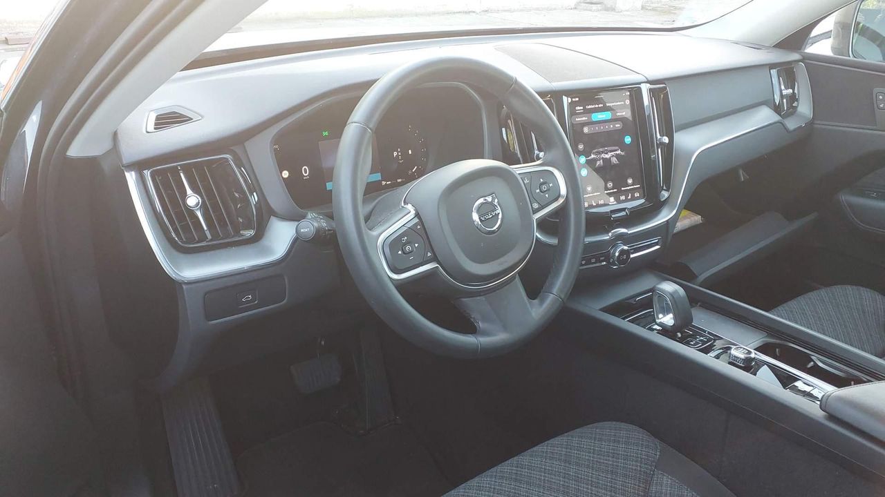 Volvo Xc60 2.0 B4 D Awd Core Auto - Foto 2