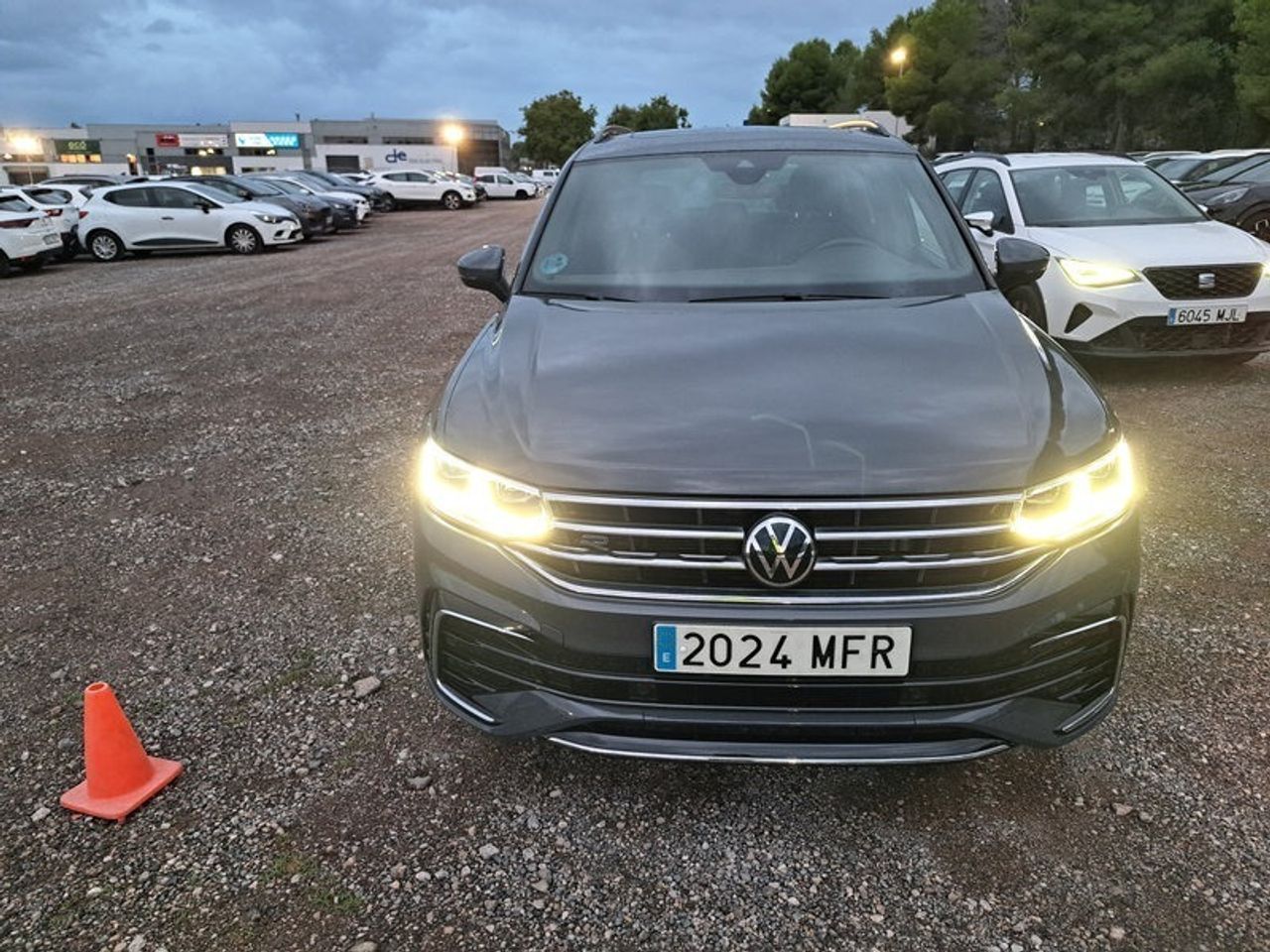Volkswagen Tiguan R-line 2.0 Tdi 110kw (150cv) Dsg - Foto 2