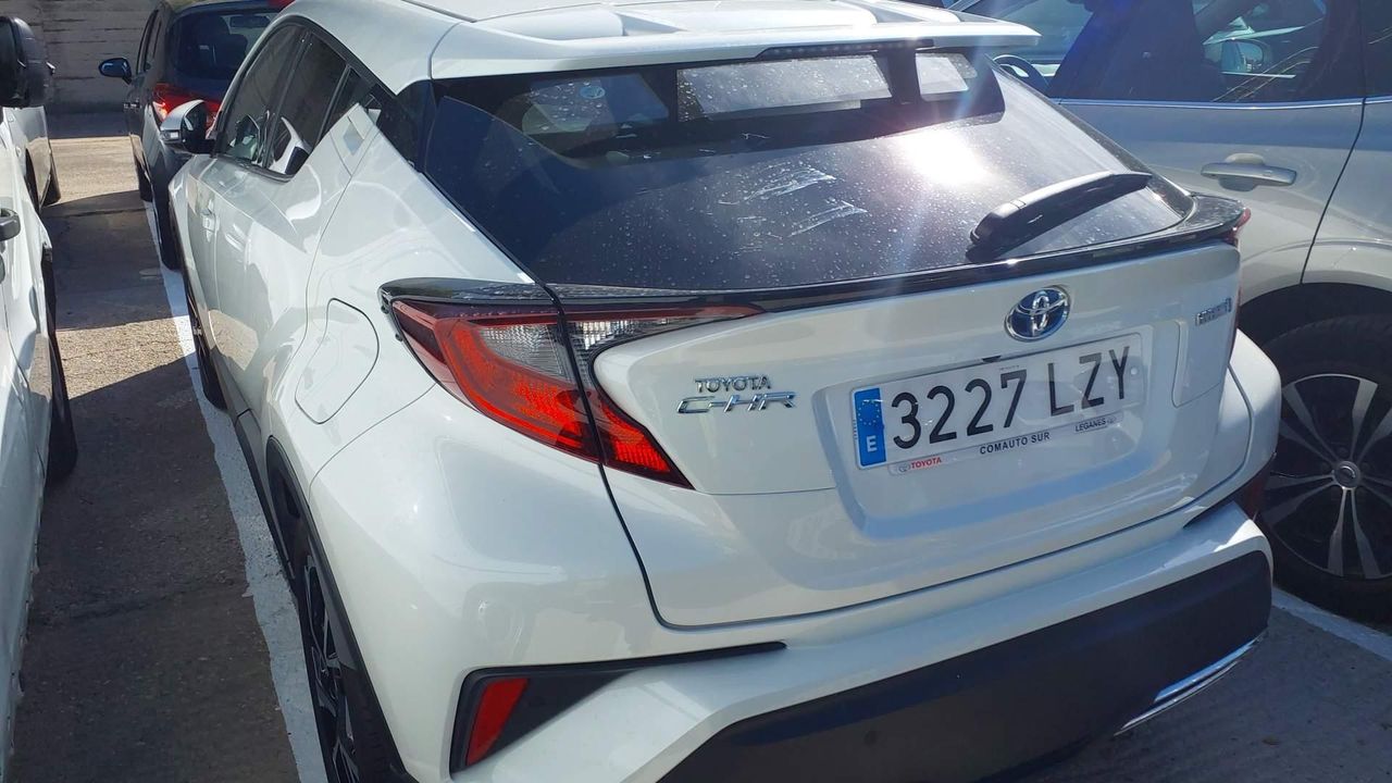 Toyota C-hr 2.0 180h Advance - Foto 2