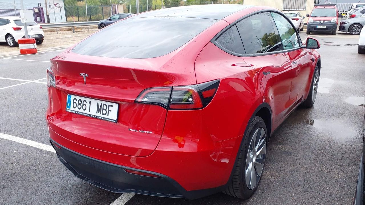 Tesla Model Y Gran Autonomía 4wd - Foto 2