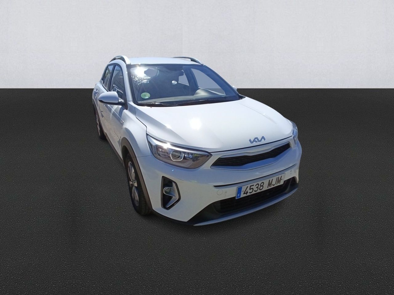 kia stonic 2023 / foto grande (3)