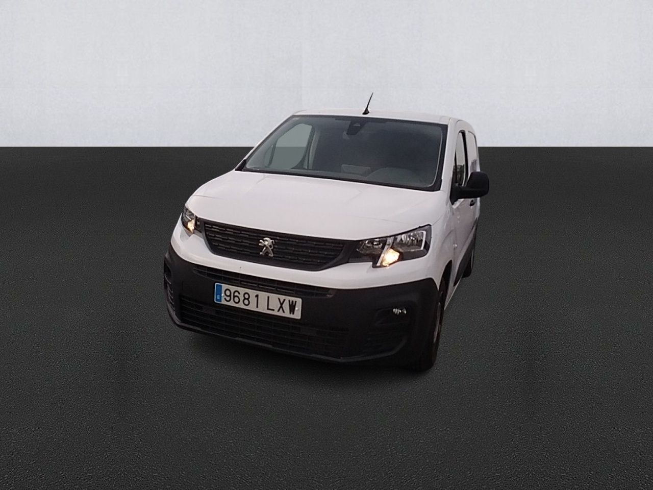 peugeot partner 2022 /