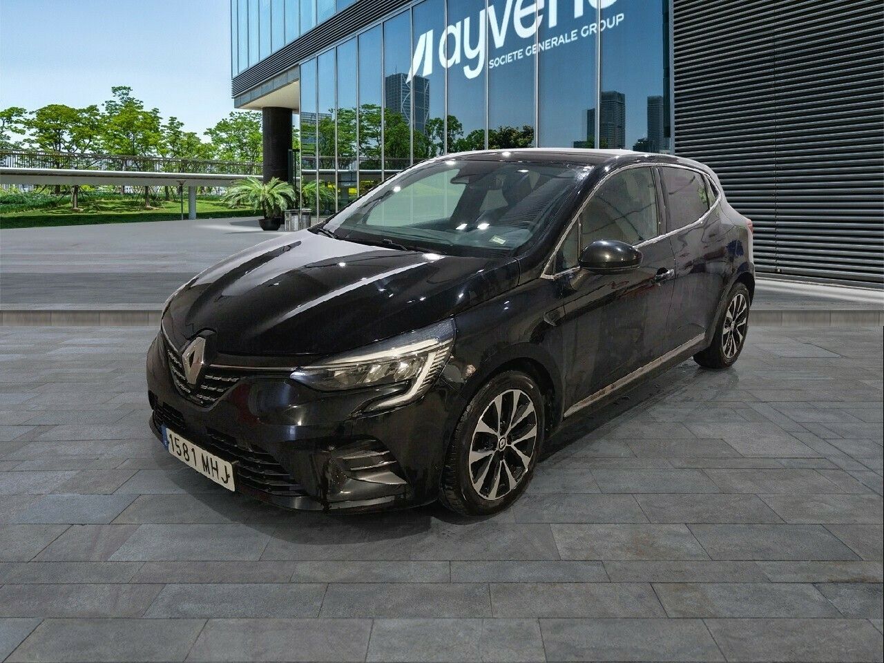 Foto renault clio 2023 /