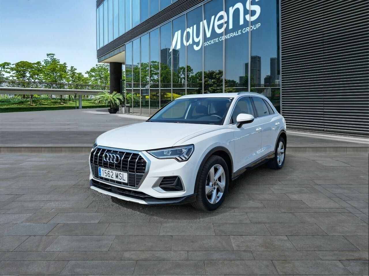 audi q3 2024 /