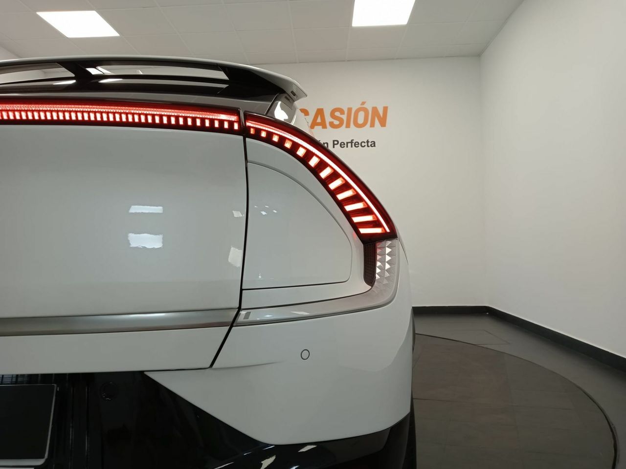 Kia EV6 Air 77,4kWh 168kW RWD (Long Range) - Foto 34