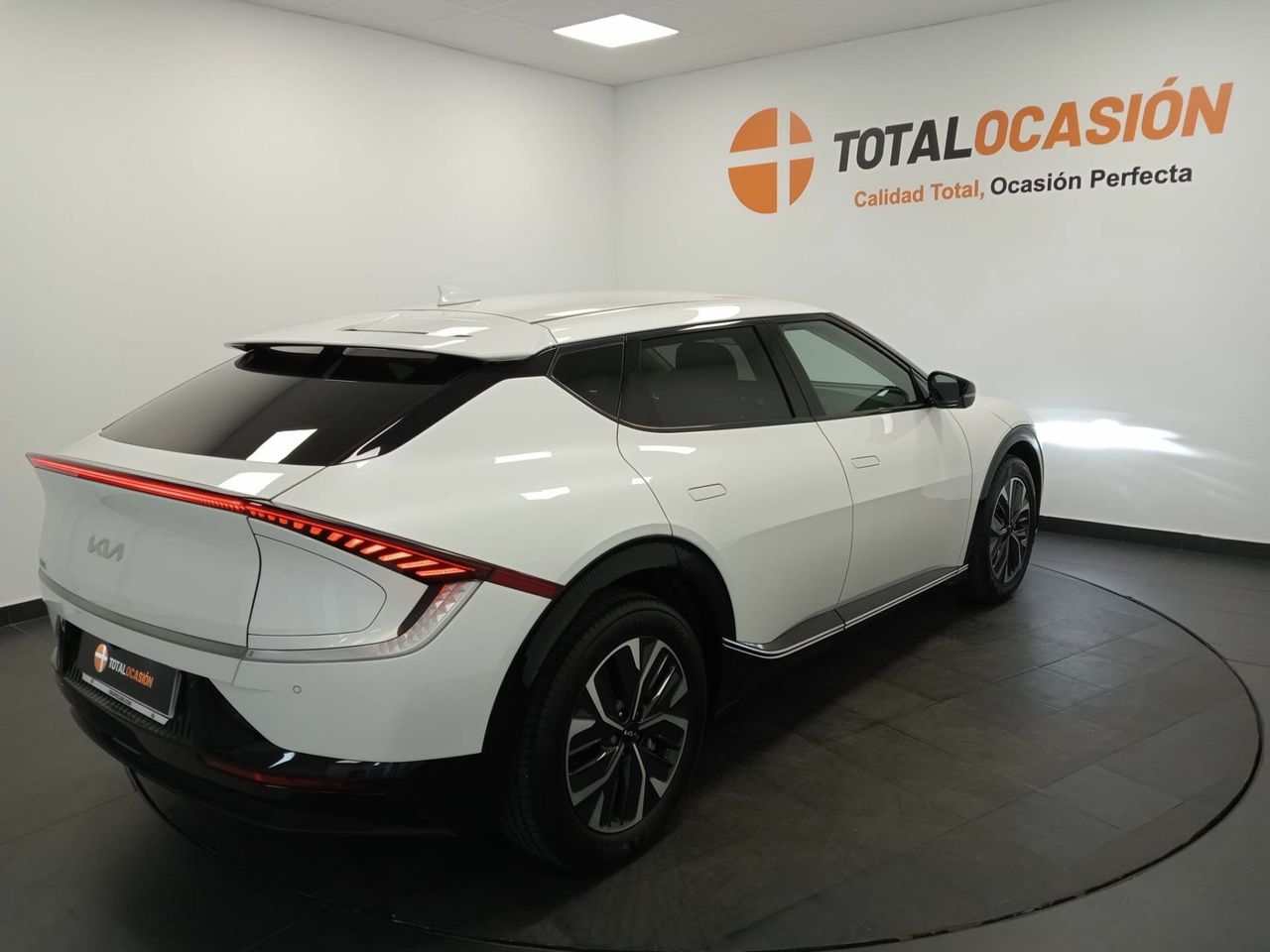 Kia EV6 Air 77,4kWh 168kW RWD (Long Range) - Foto 7