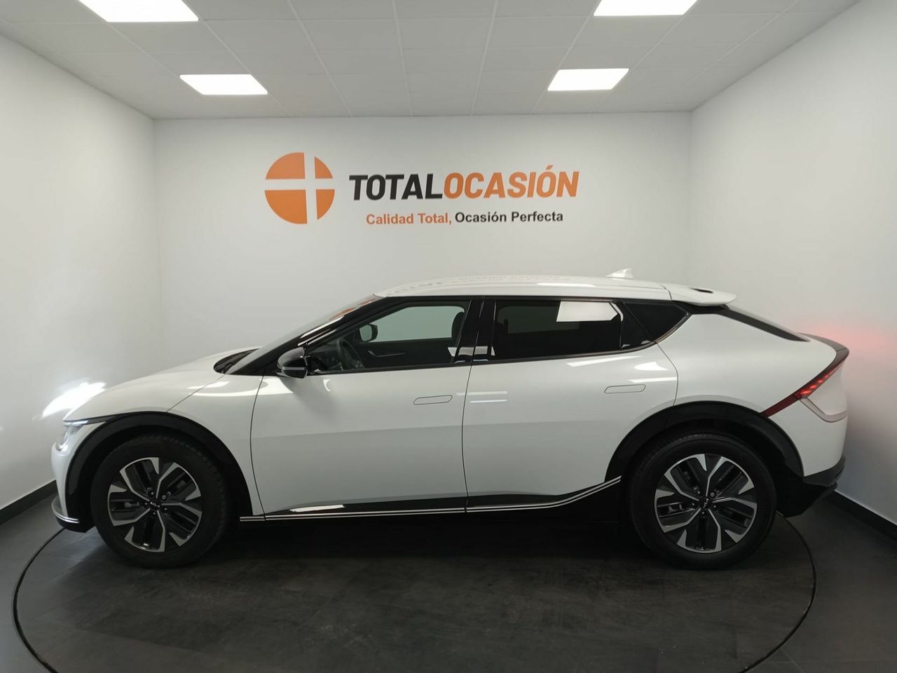 Kia EV6 Air 77,4kWh 168kW RWD (Long Range) - Foto 6