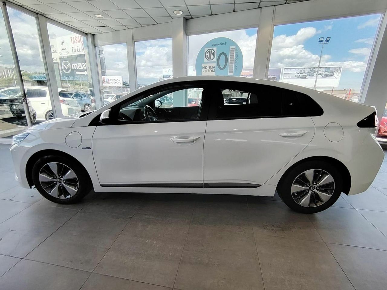 Hyundai IONIQ 1.6 GDI PHEV Klass DT - Foto 5
