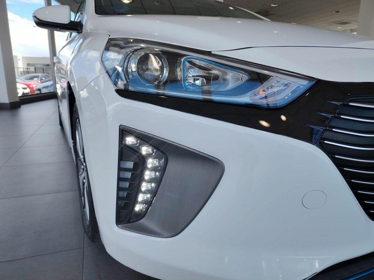 Hyundai IONIQ 1.6 GDI PHEV Klass DT - Foto 8