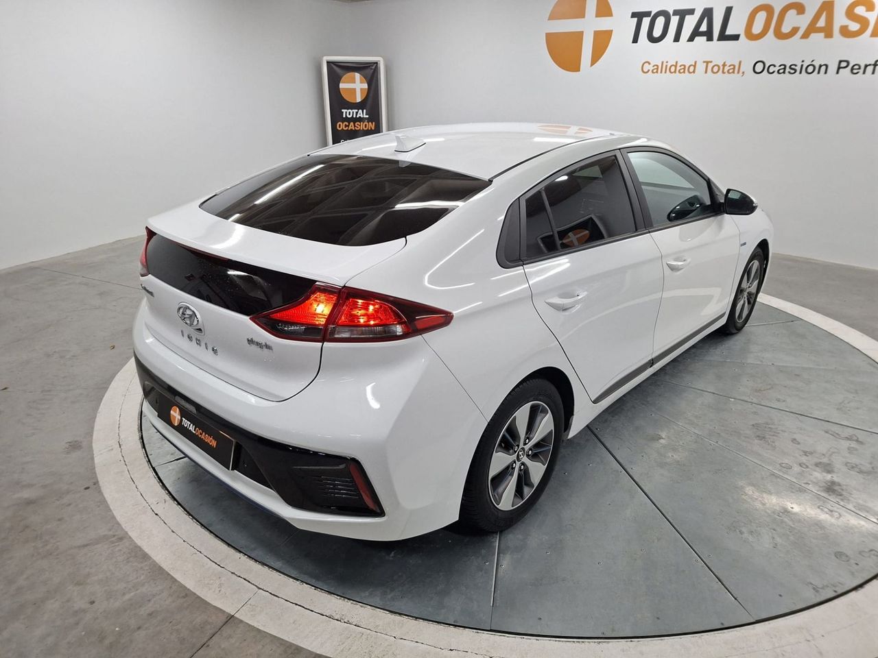 Hyundai IONIQ 1.6 GDI PHEV Klass DT - Foto 4