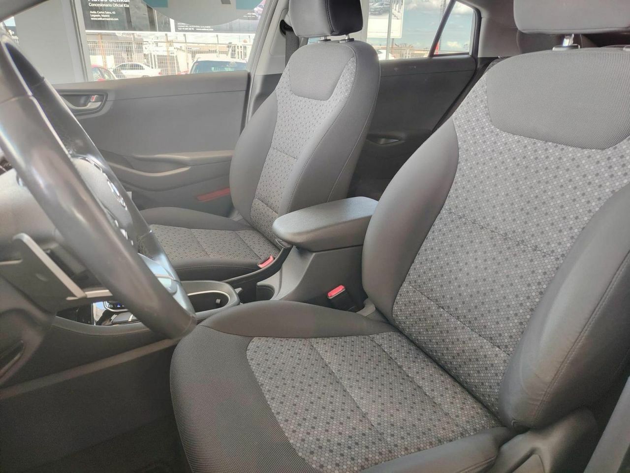 Hyundai IONIQ 1.6 GDI PHEV Klass DT - Foto 21