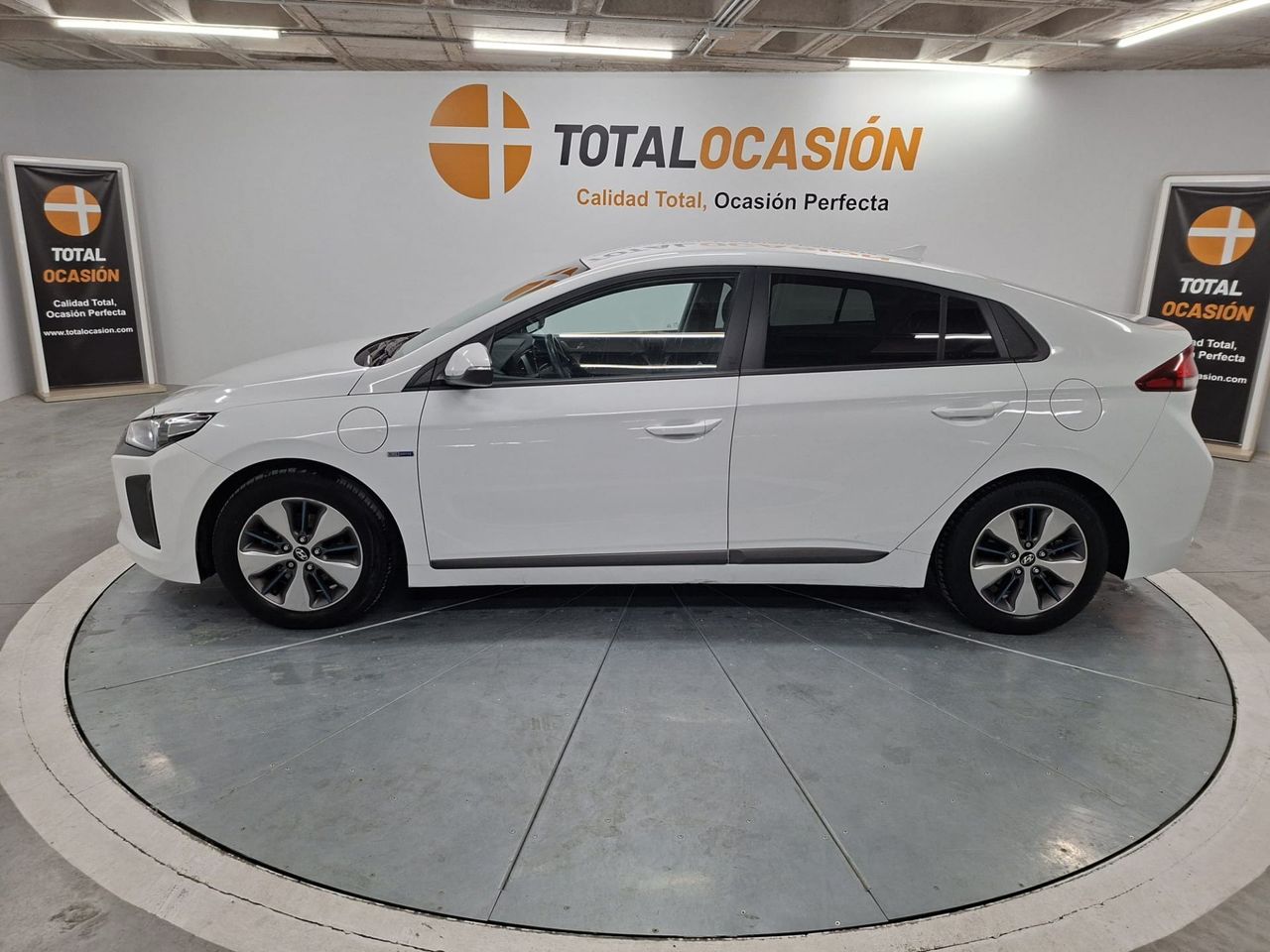 Hyundai IONIQ 1.6 GDI PHEV Klass DT - Foto 7