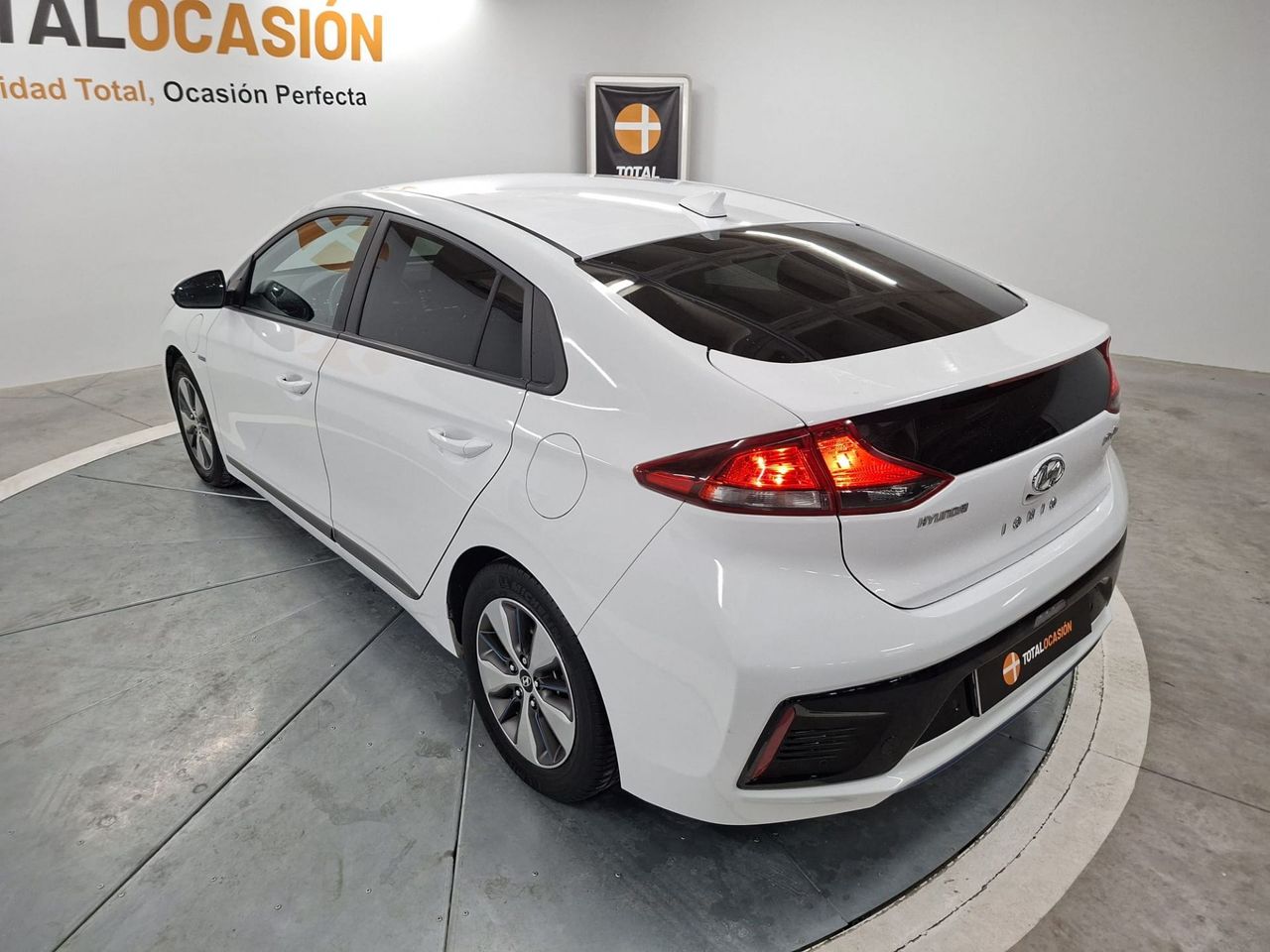 Hyundai IONIQ 1.6 GDI PHEV Klass DT - Foto 5