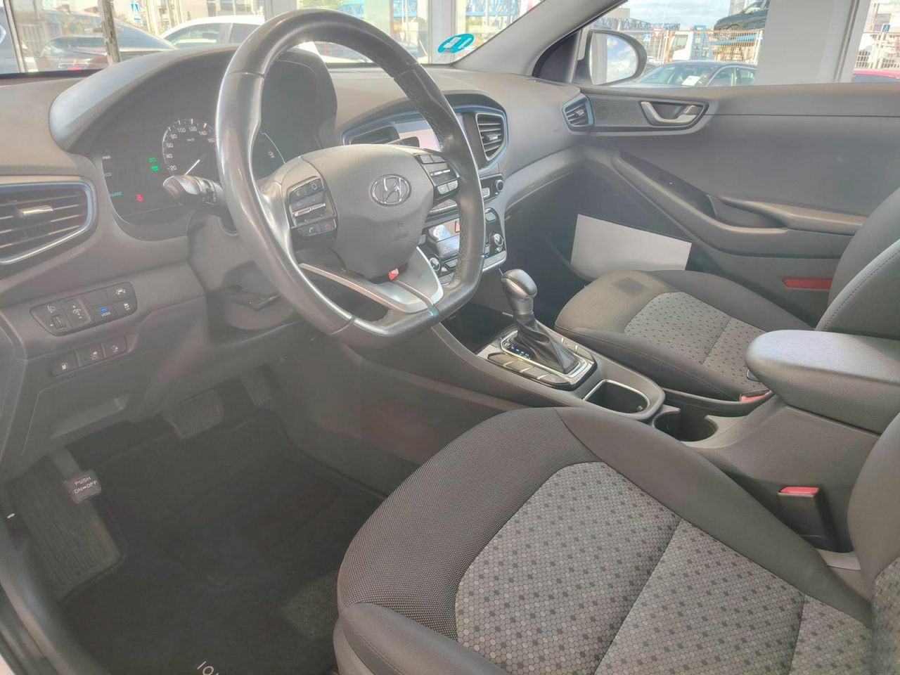 Hyundai IONIQ 1.6 GDI PHEV Klass DT - Foto 24