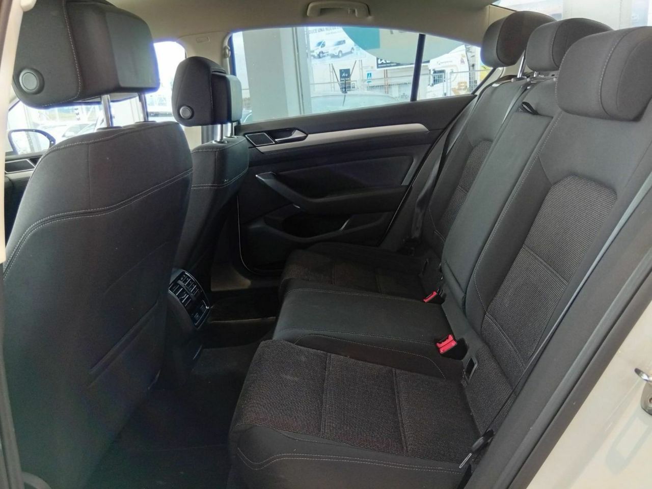 Volkswagen Passat Edition 2.0 TDI 150CV BMT - Foto 11