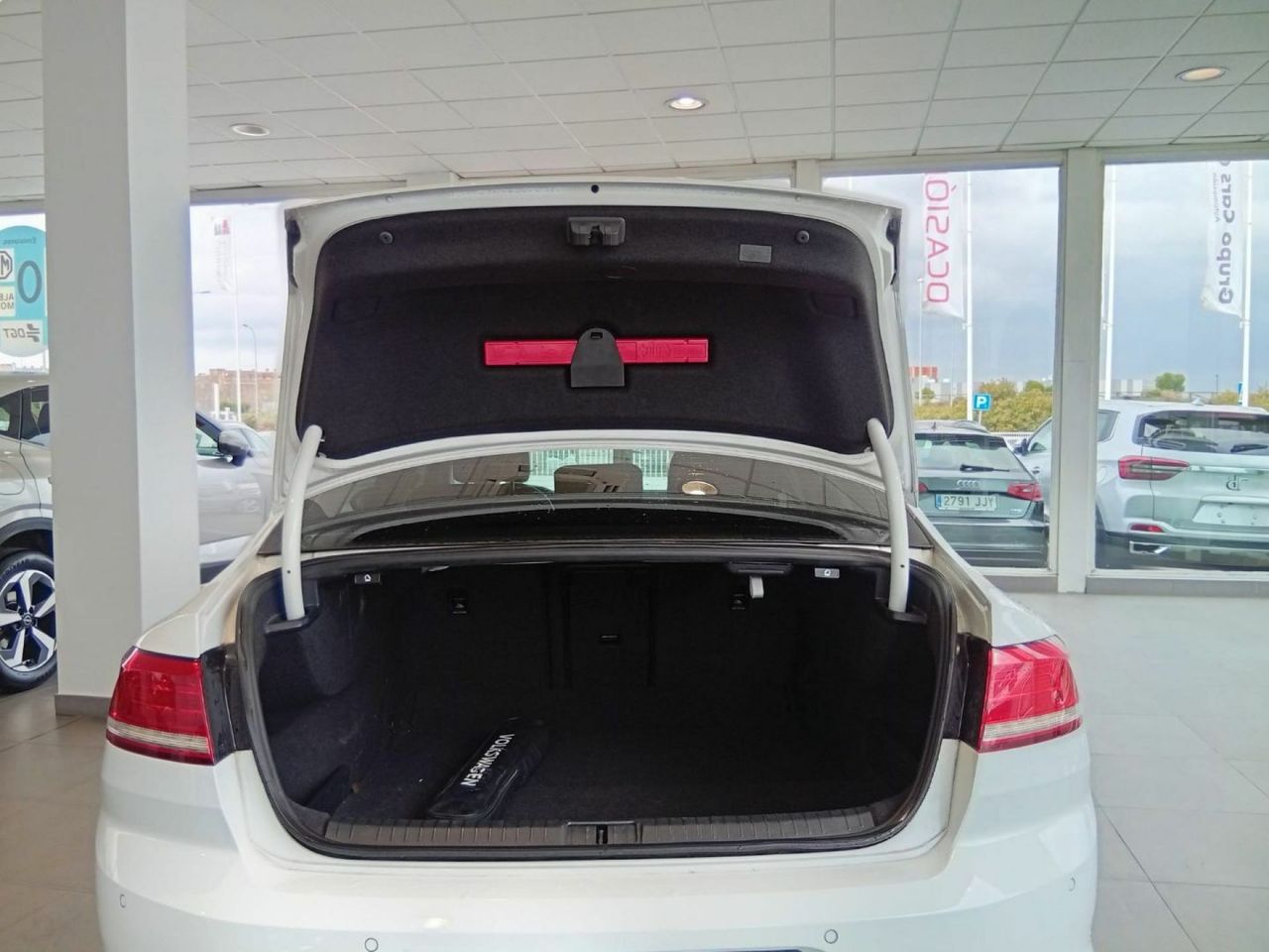Volkswagen Passat Edition 2.0 TDI 150CV BMT - Foto 8