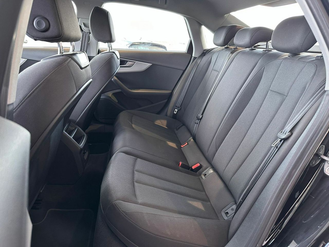 Audi A4 Advanced 40 TDI 140kW (190CV) S tronic - Foto 7