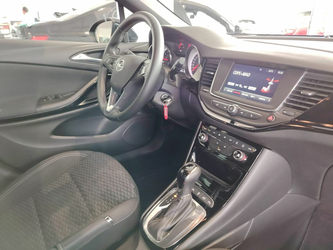 Opel Astra 1.4 Turbo S/S 110kW (150CV) Dynamic Auto - Foto 37