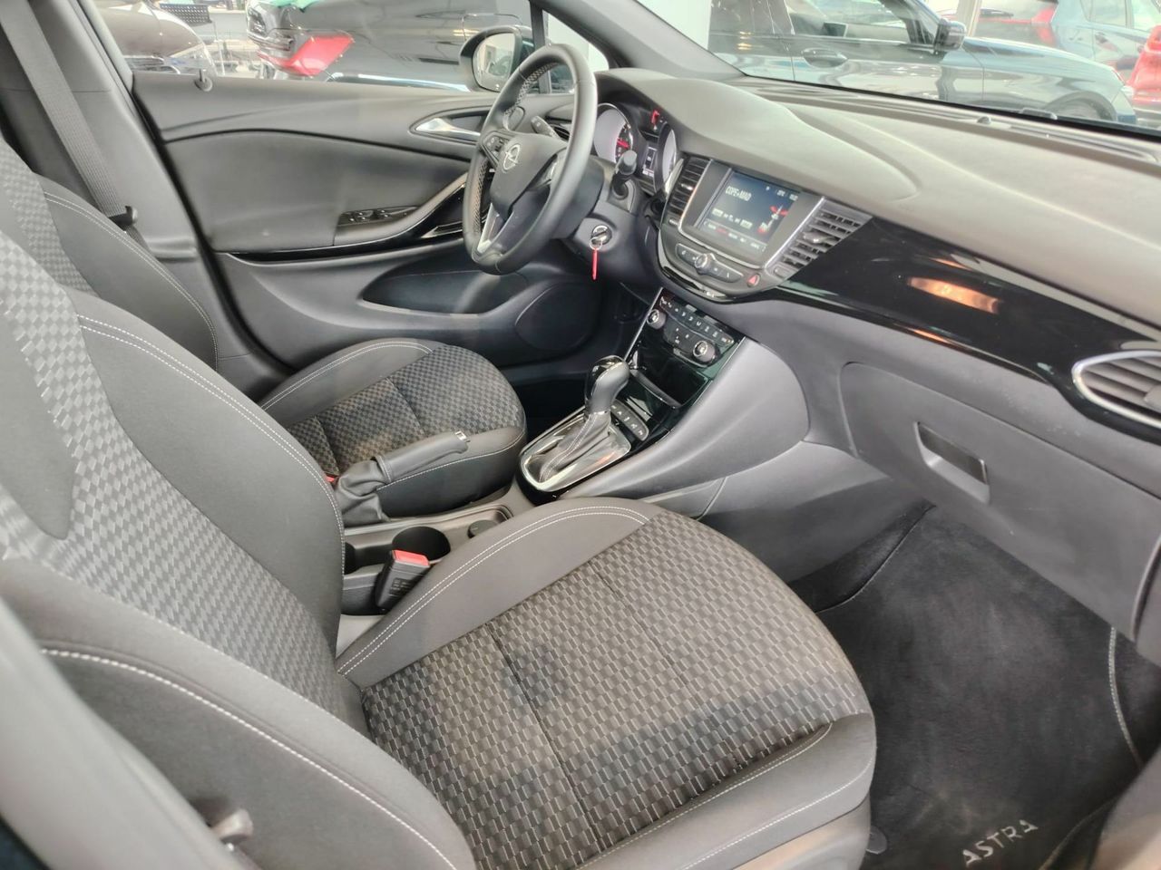 Opel Astra 1.4 Turbo S/S 110kW (150CV) Dynamic Auto - Foto 35