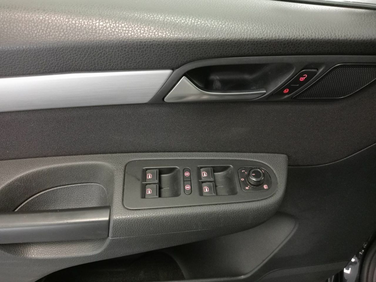 Volkswagen Sharan Advance 2.0 TDI 135kW(184CV) BMT DSG - Foto 19