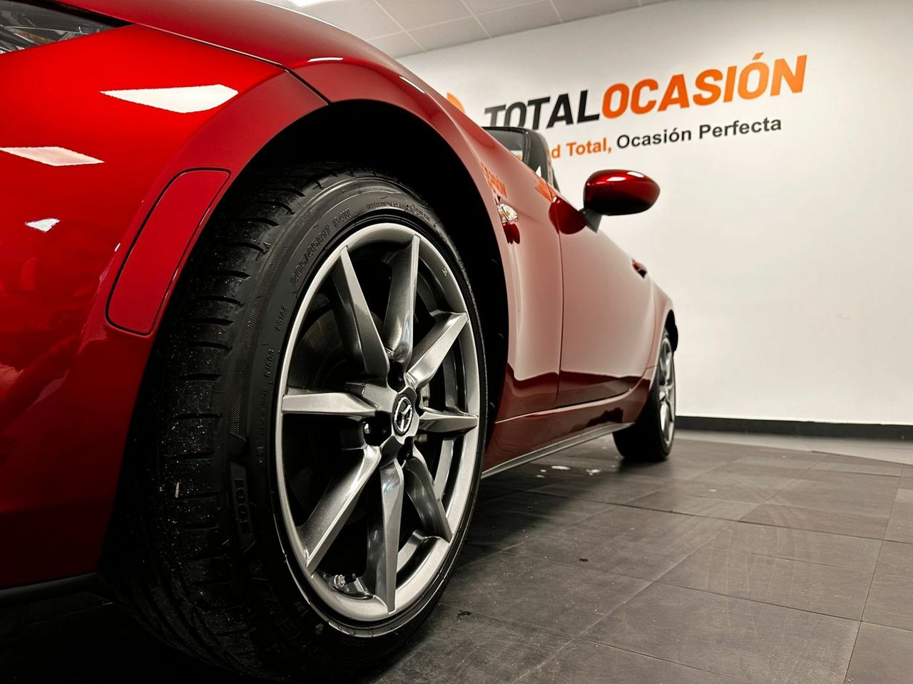 Mazda MX-5 2.0 SKYACTIV-G 135 kW MT Exclusive-Line - Foto 27