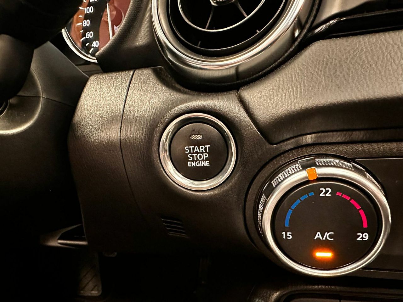 Mazda MX-5 2.0 SKYACTIV-G 135 kW MT Exclusive-Line - Foto 18