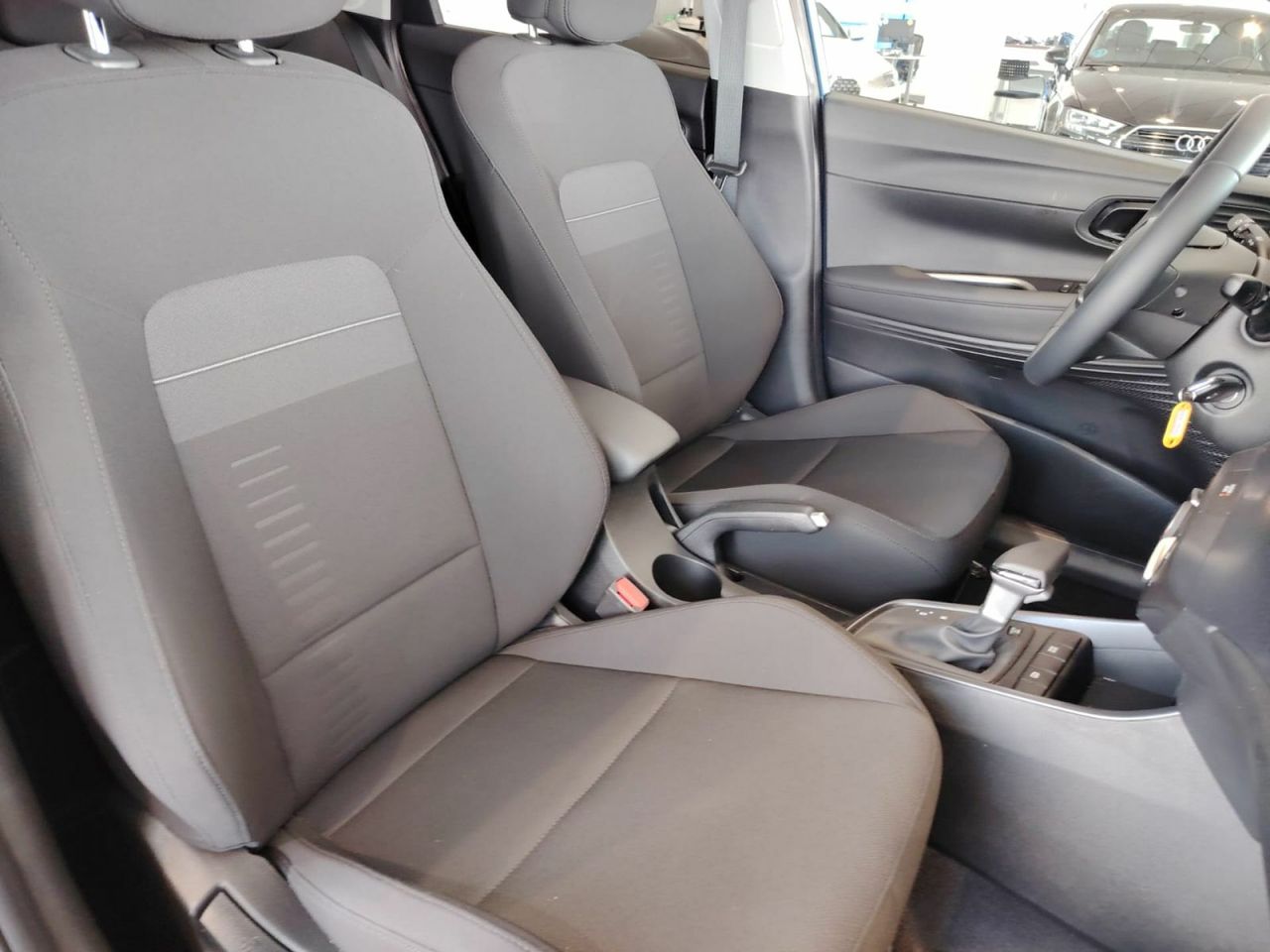 Hyundai Bayon 1.0 TGDI 74kW (100CV) 48V Maxx DCT - Foto 33