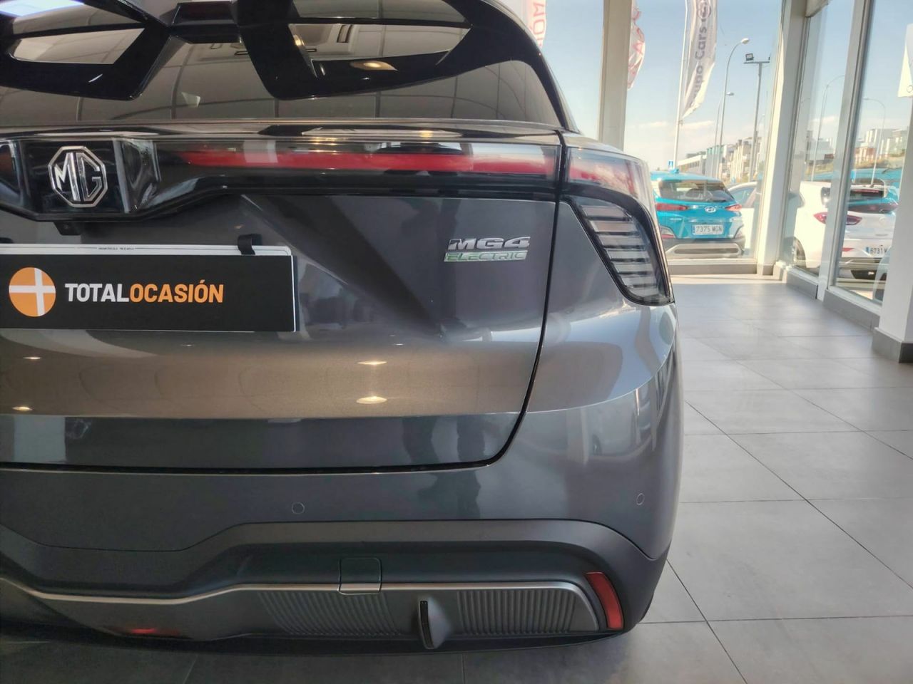 MG MG4 64kWh Luxury - Foto 12