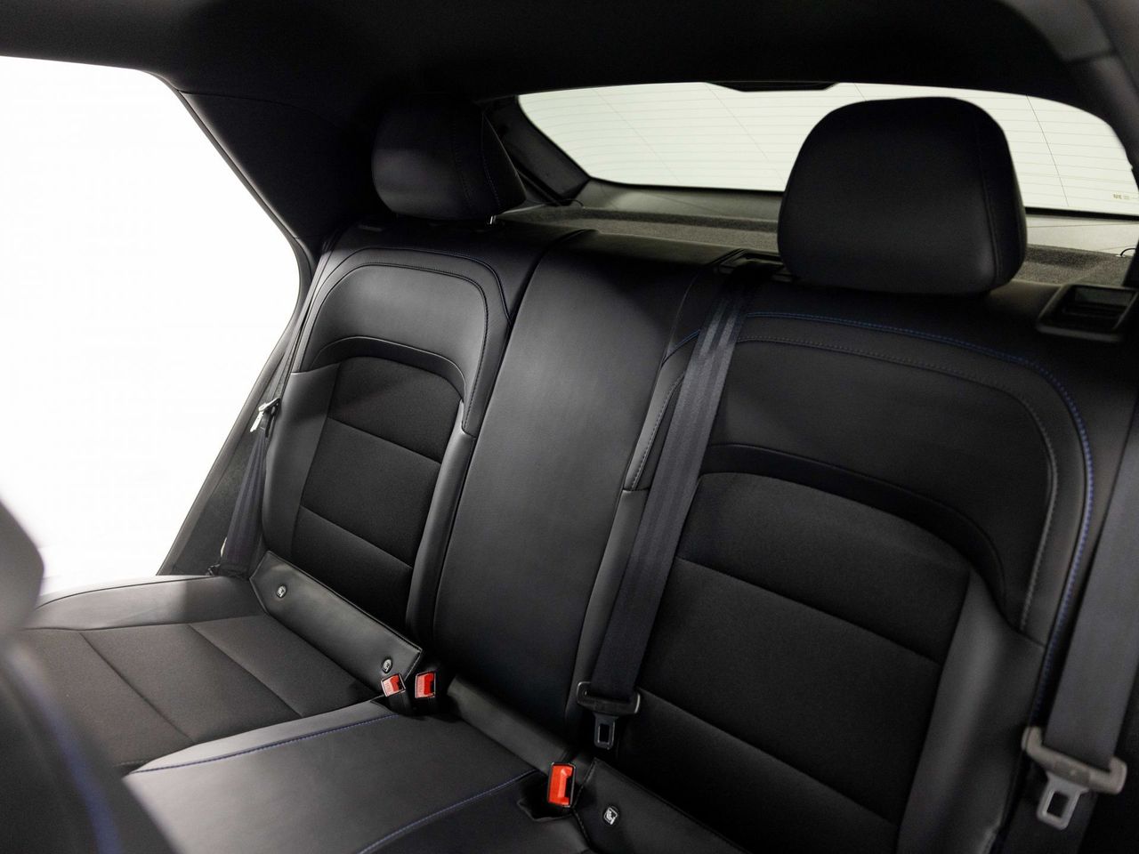 MG MG4 64kWh Luxury - Foto 24